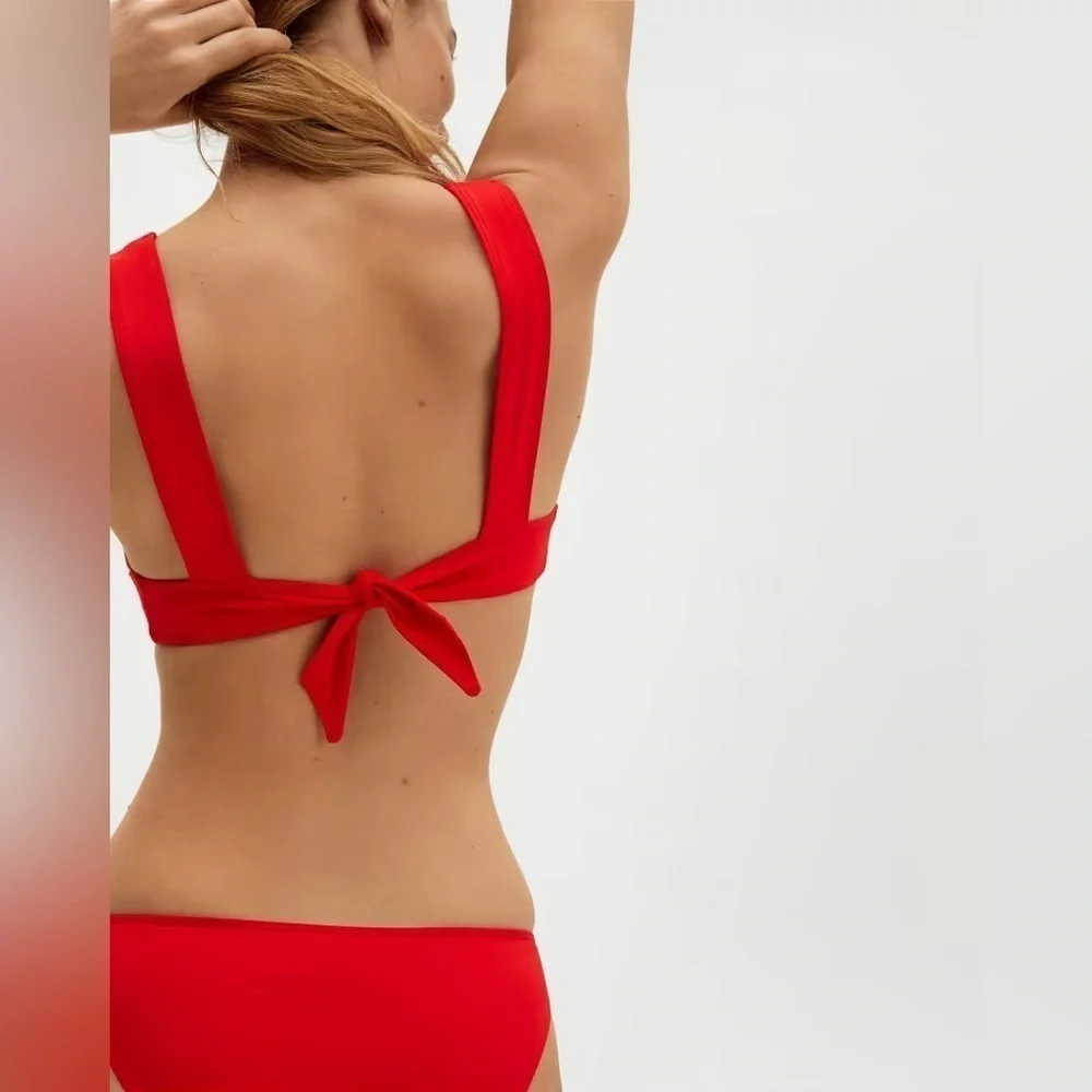 Everlane The Triangle Bikini Top in Bright Red NWT - Picture 6 of 11